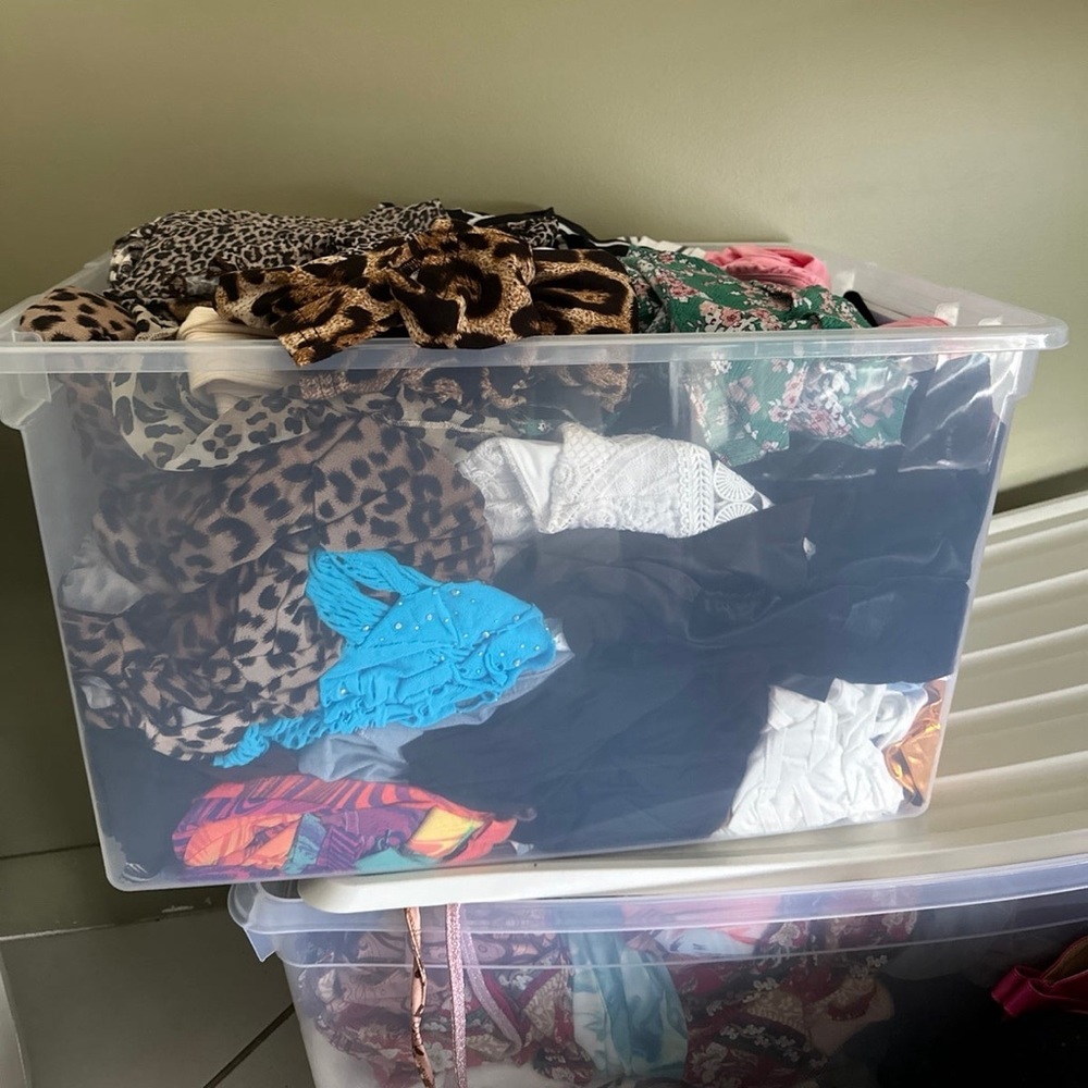 Giant lot of cute clothes. MYSTERY BOX